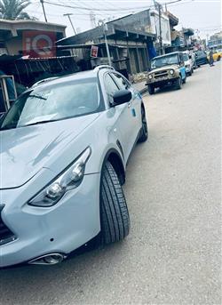 إنفينيتي QX70